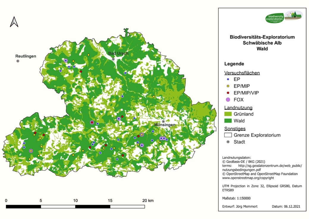 Abbildung: Die Karte zeigt die Grünland- und Waldflächen des Gebiets Schwäbische Alb. Die Positionen der Wald-Versuchsflächen der Biodiversitäts-Exploratorien sind mit kleinen farbigen Kreisen markiert.